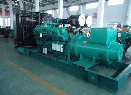 易县800kw康明斯柴油发电机组图片 易县800kw康明斯柴油发电机组图片